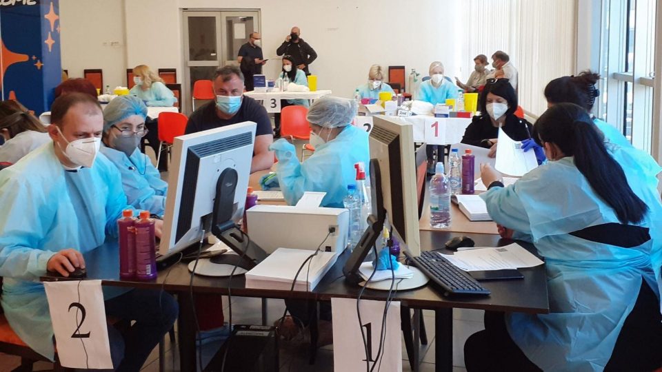 Повеќе од 1.100 македонски стопанственици се вакцинираа денеска во Ниш