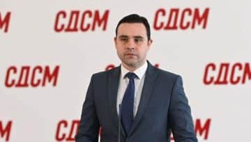 ВРИЕ ВО СДСМ: Костадин Костадинов го замрзна членството!
