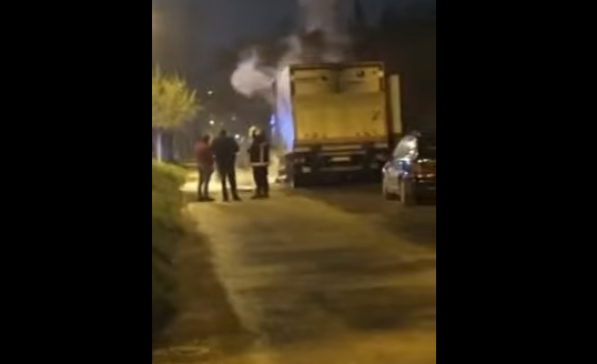 (ВИДЕО) Гореше во Автокоманда- се запали камион кај „Алкалоид“