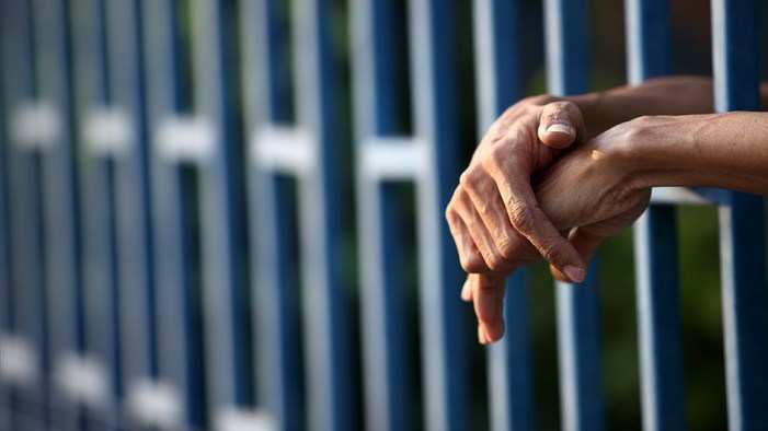 Затвореници од штипскиот затвор подигнале 100.000 денари брзи кредити во име на охриѓанец