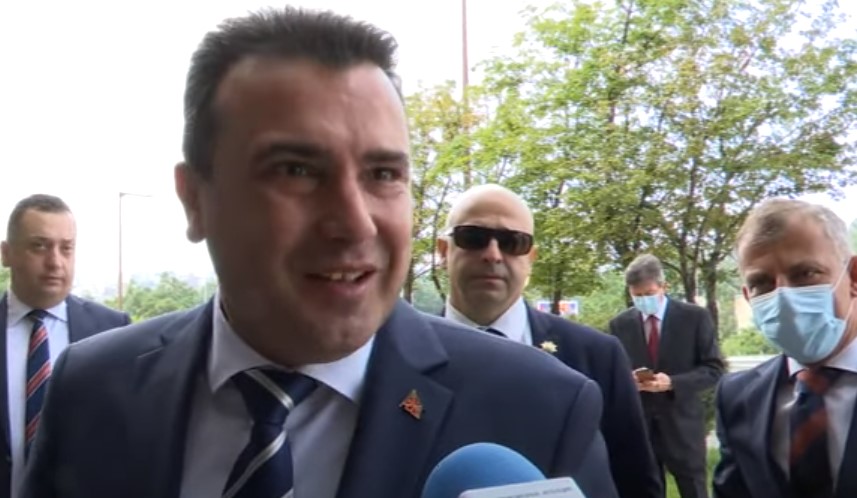 (Видео) Заев од Софија: Решението е околу нас, мора да го најдеме