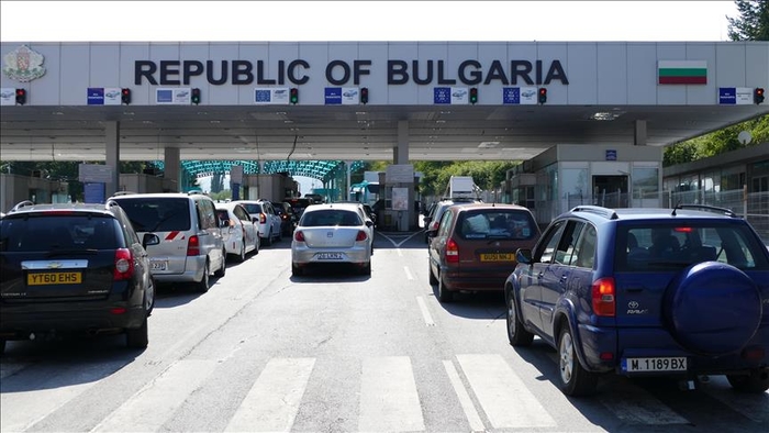 Бугарија од денес ги отвара границите: Македонија во портокалова зона