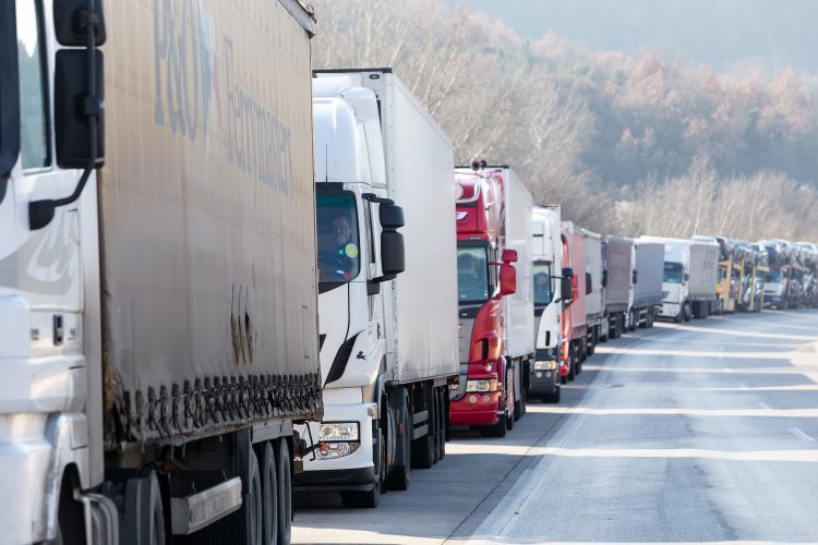 Ограничен сообраќај за товарни возила во наредните два месеци