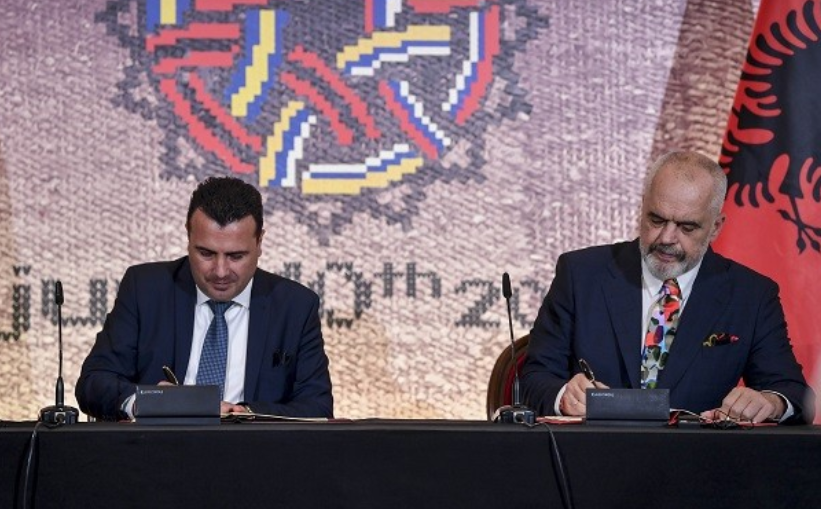 Заев и Рама потпишаа договор за заеднички гранични и царински контроли