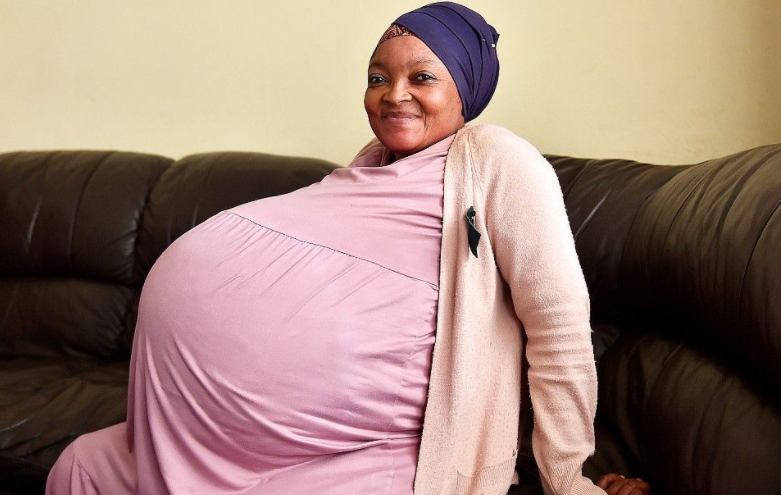 Жена од Јужна Африка успеа да го измами целиот свет со веста дека родила 10 деца