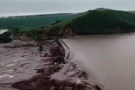 (ВИДЕО) Се урнаа две брани во Кина – населението евакуирано