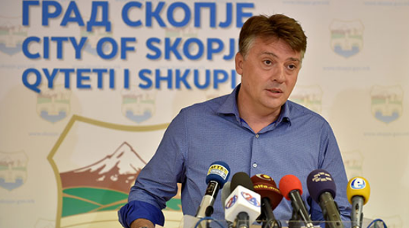 ВМРО-ДПМНЕ: Шилегов вети дека ќе ја врати Треска на скопјани, а сега ја бетонизира