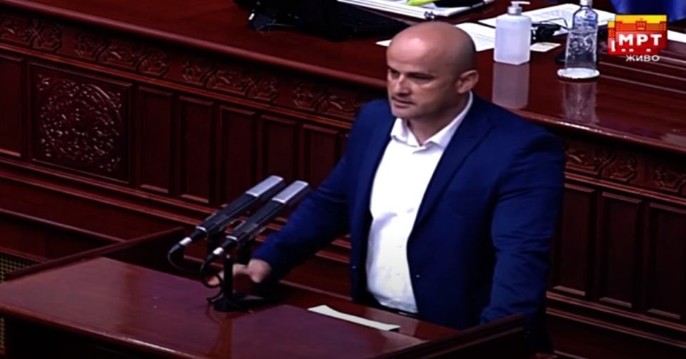 (ВИДЕО) Велјановски до СДСМ: Кога вие сте на власт единствено цвета сивата економија, корупцијата и криминалот