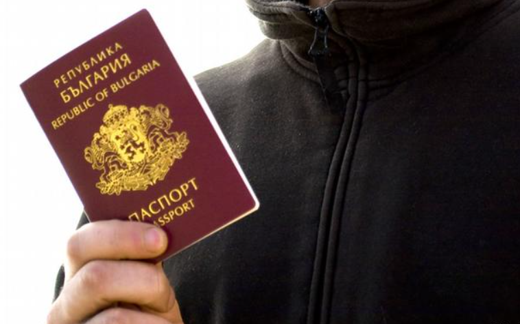 ГОЛЕМА АКЦИЈА ВО БУГАРИЈА: Функционери договарале купување гласови од Македонци со бугарски пасоши