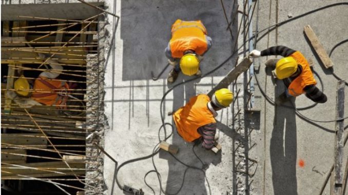 ССМ: Работодавците да го заштитат здравјето на работниците во услови на топлотен бран