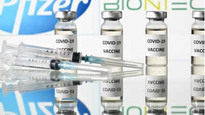 Заштитата од вакцината на Фајзер побрзо се намалува од онаа на Астра Зенека