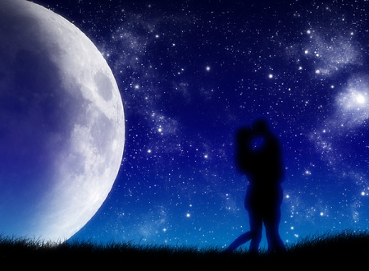 Младата Месечина на 8 август е во Лав – носи среќа за сите хороскопски знаци