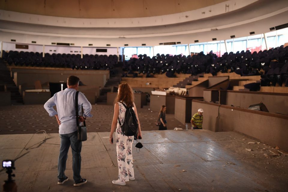 Предизборно се рашетаа: Шилегов ја промовира реконструкцијата на Универзална
