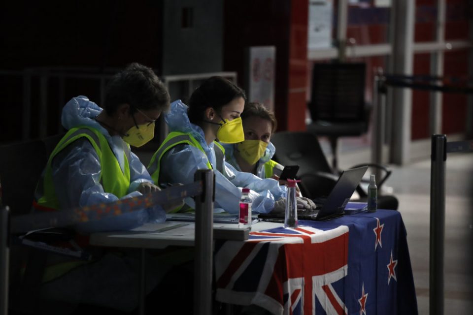 Нов Зеланд: Бројот на заразени лица опаѓа, се укинува карантинот во повеќето градови