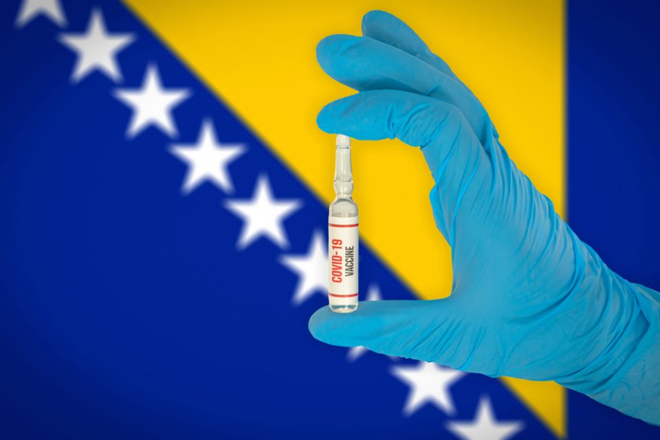 Во Босна и Херцеговина повеќе од 300.000 вакцини ќе бидат уништени поради поминат рок