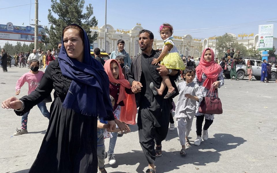 Повторно протести во Авганистан, и покрај заплашувањето од талибанците