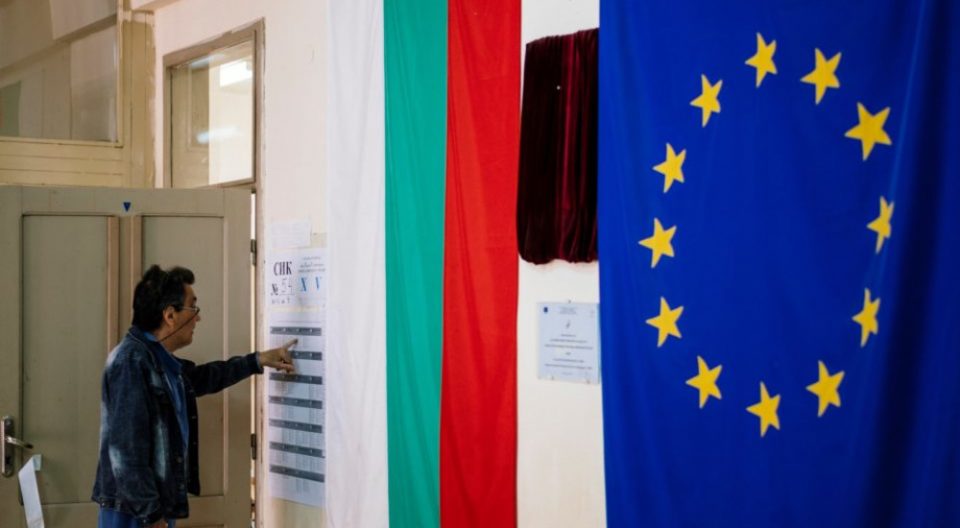 Трети парламентарни избори во Бугарија годинава: Ќе учествуваат 22 партии