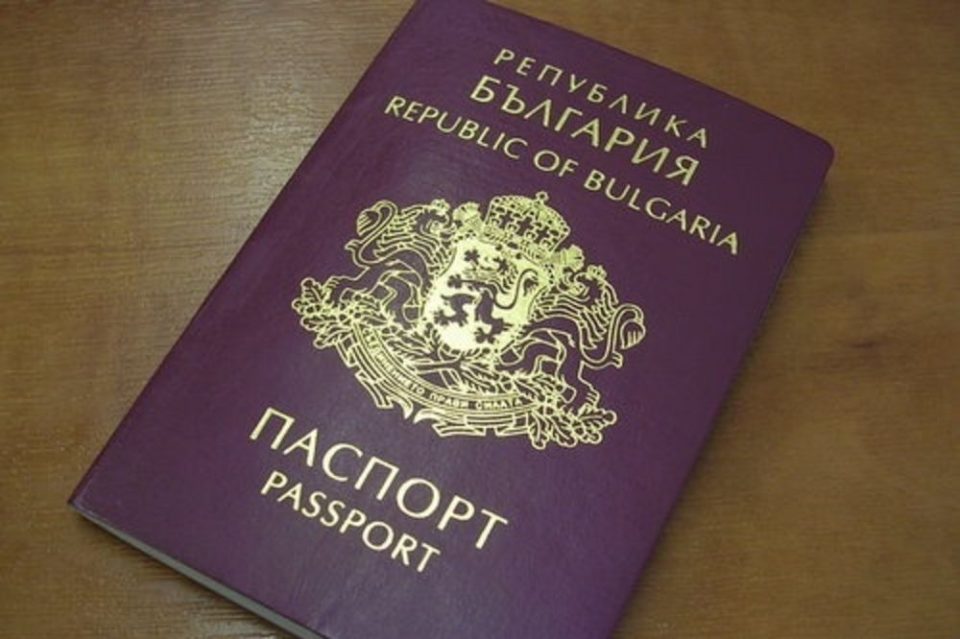 За Европската Комисија бугарските пасоши за македонски граѓани не се проблем