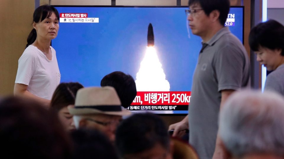 Јужна Кореја ја тестираше својата прва ракета „море-земја“