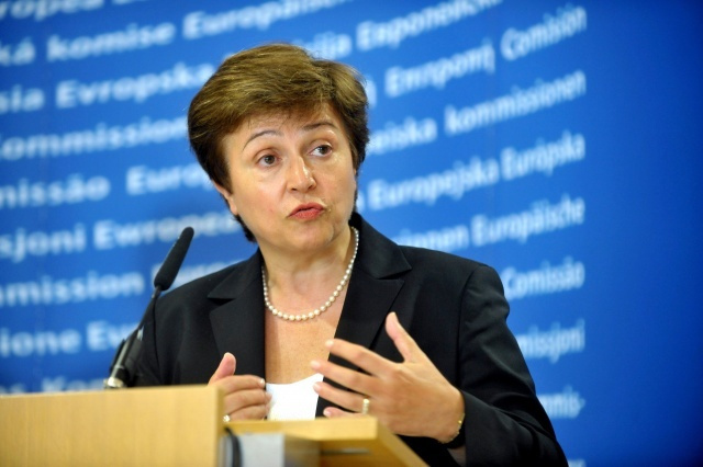 „Економист“ ја повика Кристалина Георгиева да се повлече од функцијата директор на ММФ