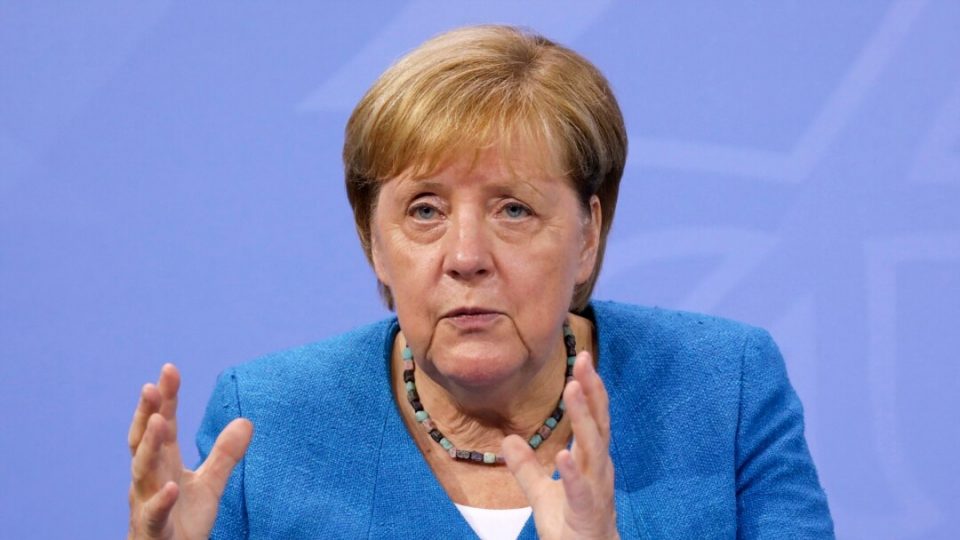 Меркел: Постојните мерки не се доволни за да се смири четвртиот бран на Ковид-19