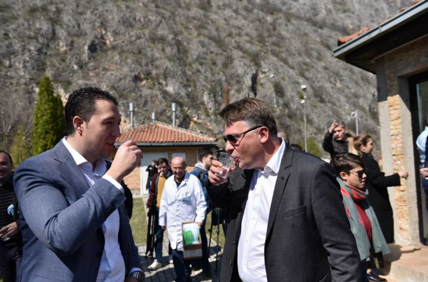 ВМРО-ДПМНЕ: Во паника Шилегов и Весковски уништуваат документација поврзана со местењето на набавката