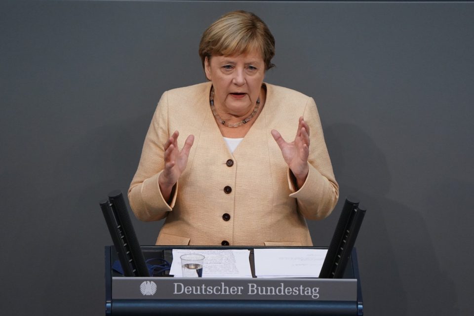 Последно обраќање на Меркел во Бундестагот пред изборите