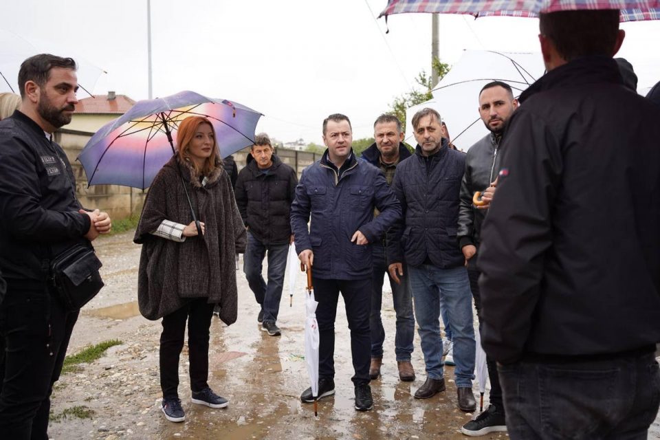 Арсовска од Сингелиќ: Санација на ободниот канал, фекална канализација и асфалтирање на сите улици се приоритет