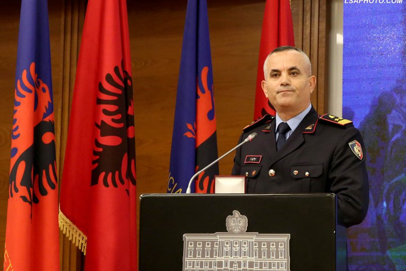 Генералниот директор на албанската полиција поднесе оставка