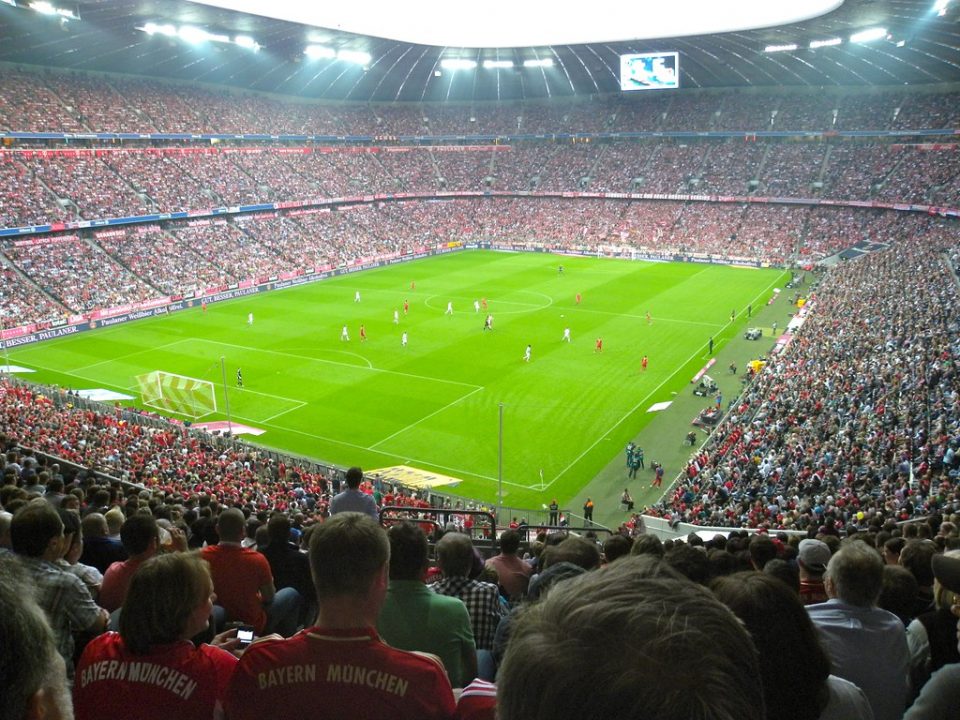 Се враќа публиката на стадионите во Бундеслигата: Баерн Минхен ќе игра пред полни трибини!