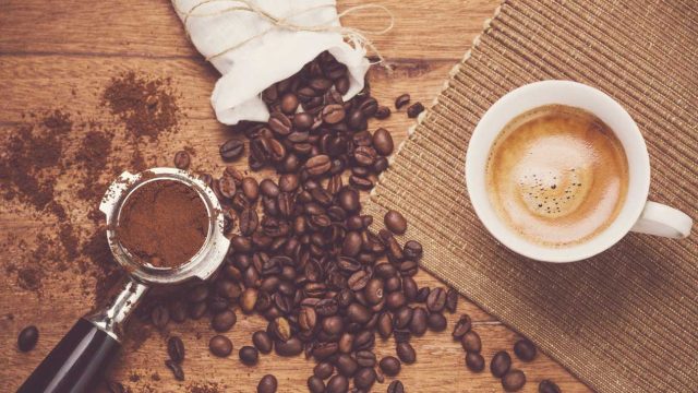 Црното кафе може да помогне при слабеење