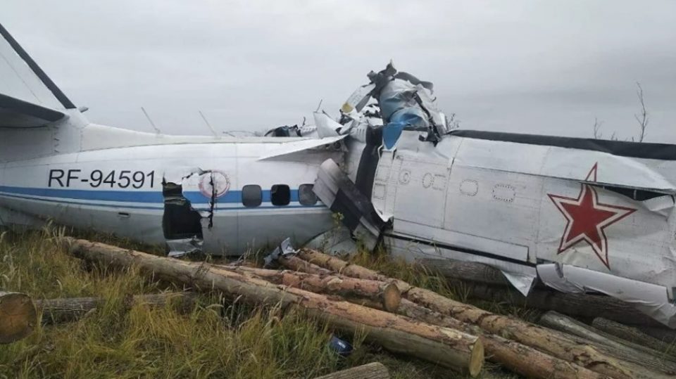 ДЕТАЛИ: Паднатиот руски авион носел над 20 „скајдајвери“, до сега 19 се потврдени за загинати