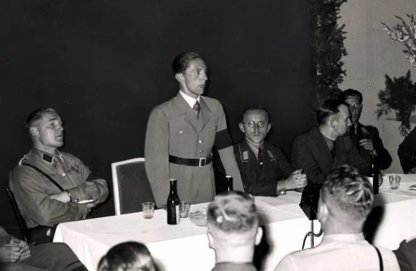 ШОКАНТНО ОТКРИТИЕ: Еден од најозлогласените нацисти и денеска е почесен граѓанин на Потсдам