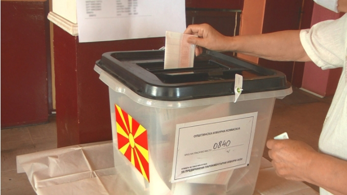 Мирно и без поголеми проблеми се одвива гласањето на избирачките места во Штип