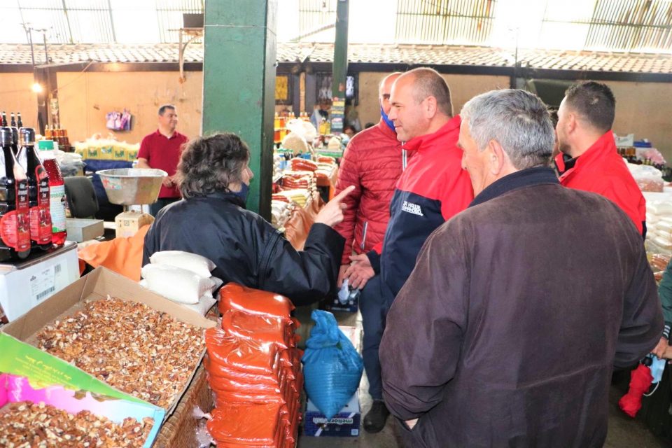 Димитриевски од градскиот пазар во Куманово: Сите вложувања за подобрување на општината ги правиме за граѓаните