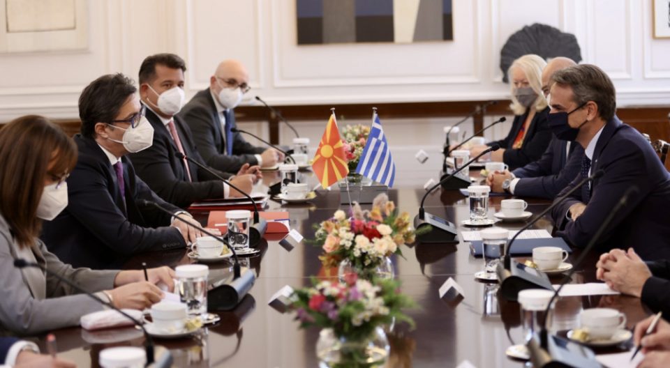 Средба Мицотакис – Пендаровски: Грчка поддршка за ЕУ перспективата на Северна Македонија