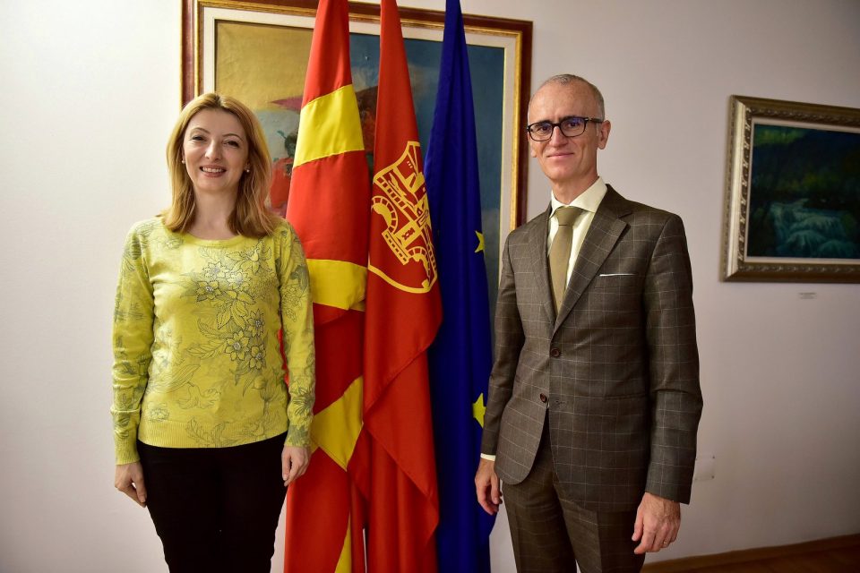 Арсовска се сретна со амбасадорот на Италија, Силвестри