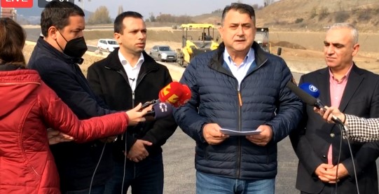 (ВО ЖИВО) Прес на министерот Бочварски за изградбата на автопатот Блаце – Скопје