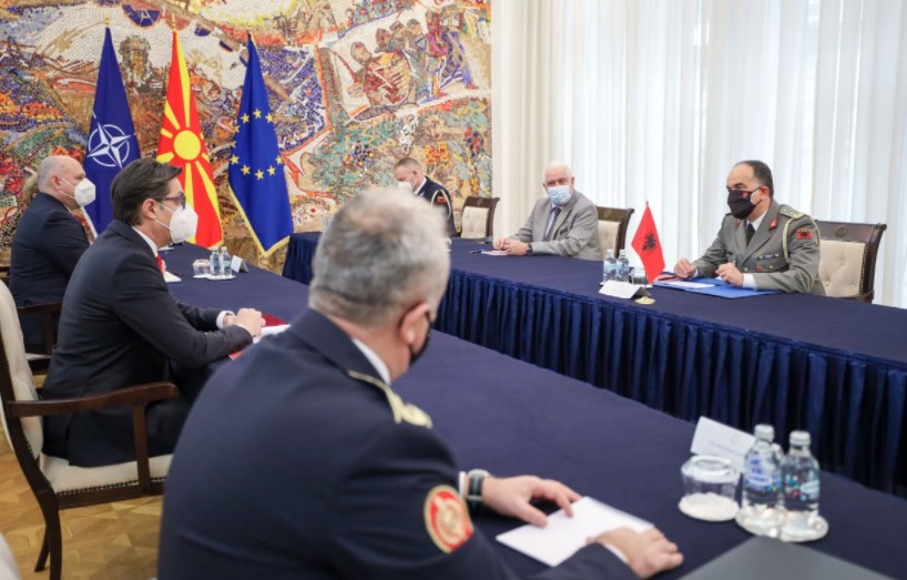 Претседателот Пендаровски го прими генерал-мајор Бајрам Бегај, началник на Вооружените сили на Албанија