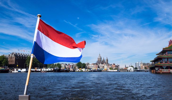 Пензионер се обиде да прегази градоначалник во Холандија