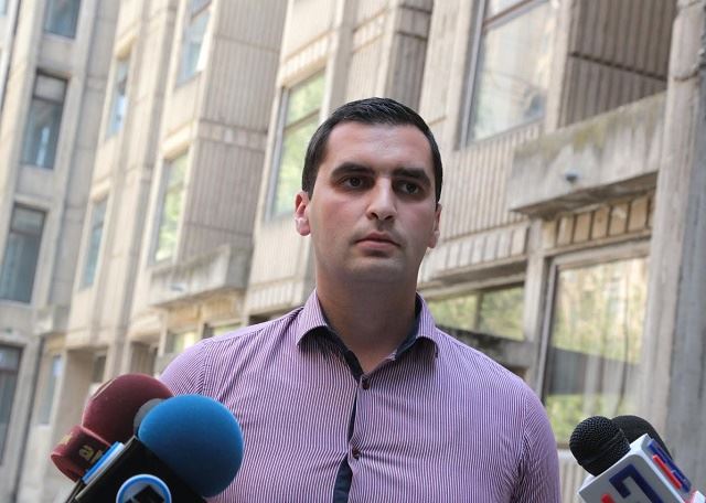 ВМРО-ДПМНЕ: Упадот на финансиска полиција во домот на Јаулески значи дека режимот на Заев е во распаѓање