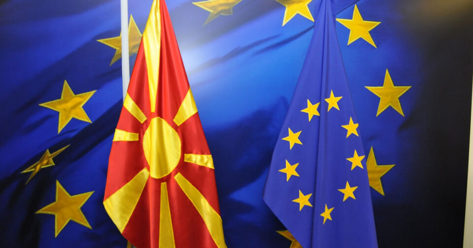 Мицкоски: Политичарите во Брисел да си го одржат ветеното и Македонија да ги отпочне преговорите без недостоинствени отстапки
