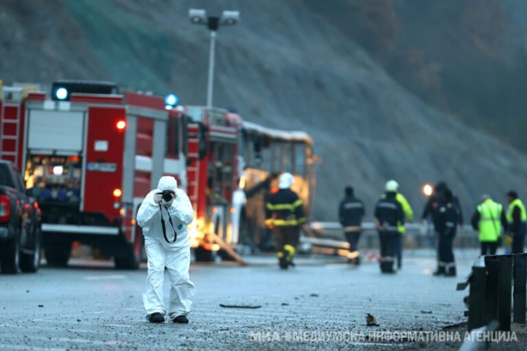 Во опожарениот автобус на „Струма“ пронајдено 45-то тело