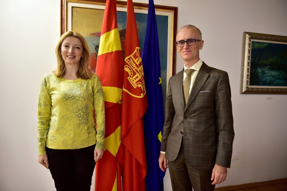 Арсовска се сретна со амбасадорот на Италија Силвестри