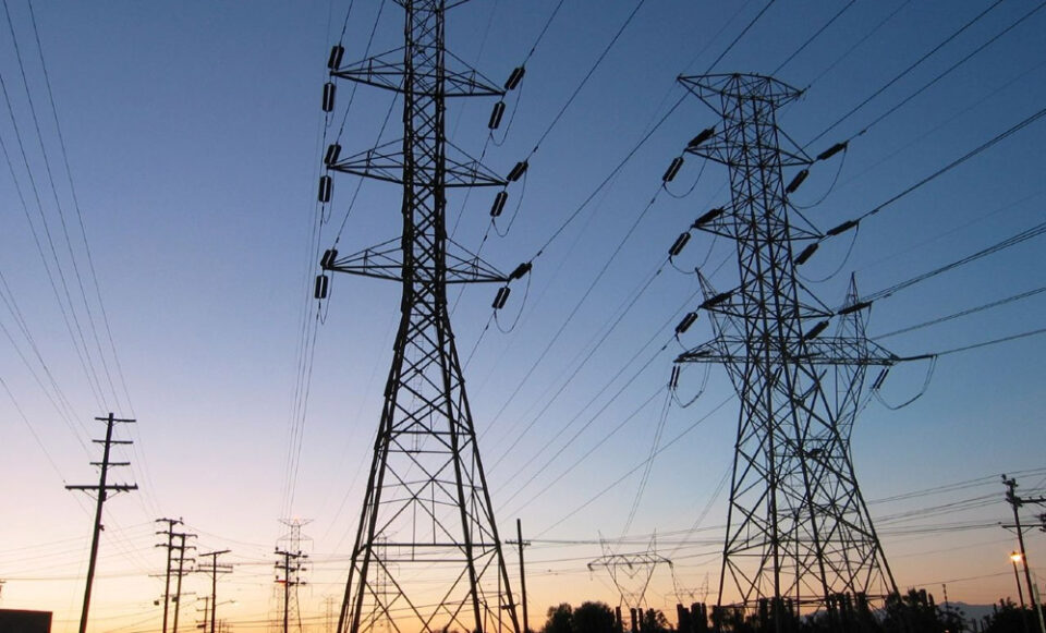 Бесими: Нема да има значително зголемување на цената на струјата