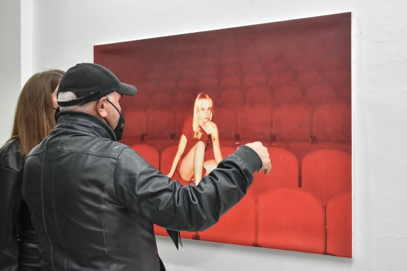Во Прилеп отворена изложбата „Suzanne“ од Ивана Мојсовска