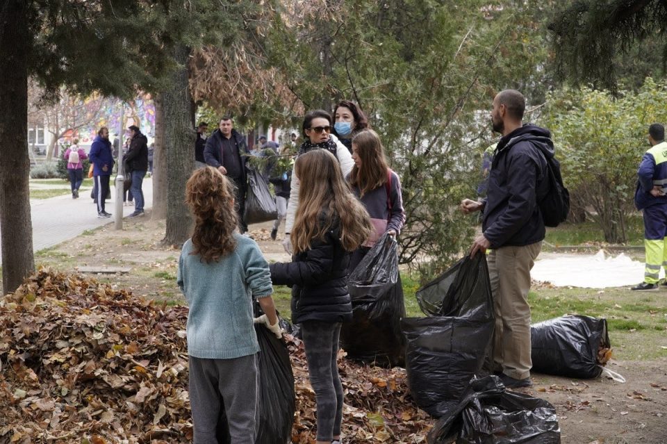 Герасимовски: Преку акциите за чистење ја подигнуваме јавната свест за чиста општина и поттикнуваме здрави навики кај младите