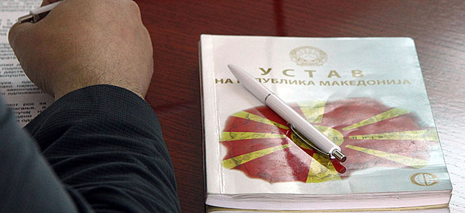 „Македонија не почнува преговори, се е фарса на СДСМ и ДУИ, ВМРО-ДПМНЕ нема да дозволи промена на Устав“