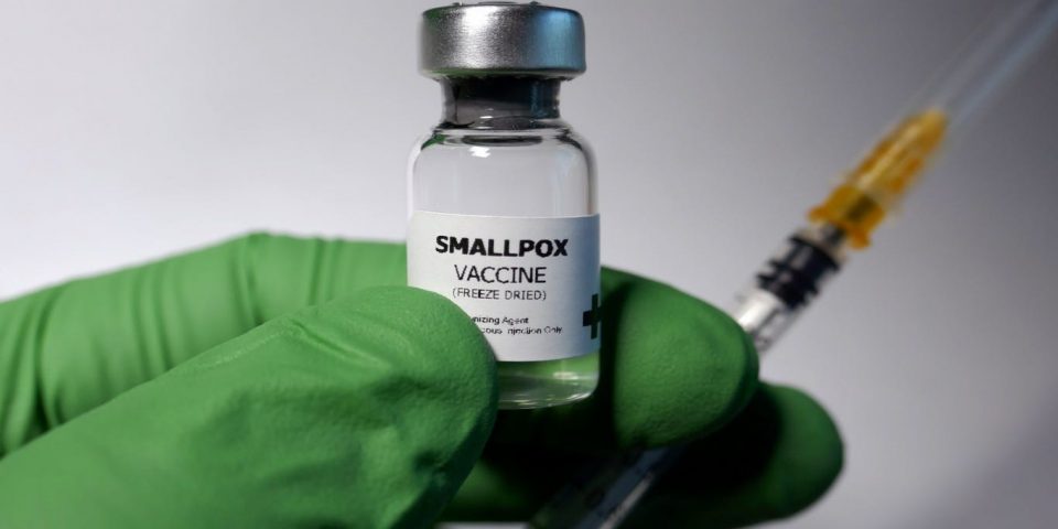 CDC: Шишенца со ознака “големи сипаници” пронајдени во лабораторија во Пенсилванија