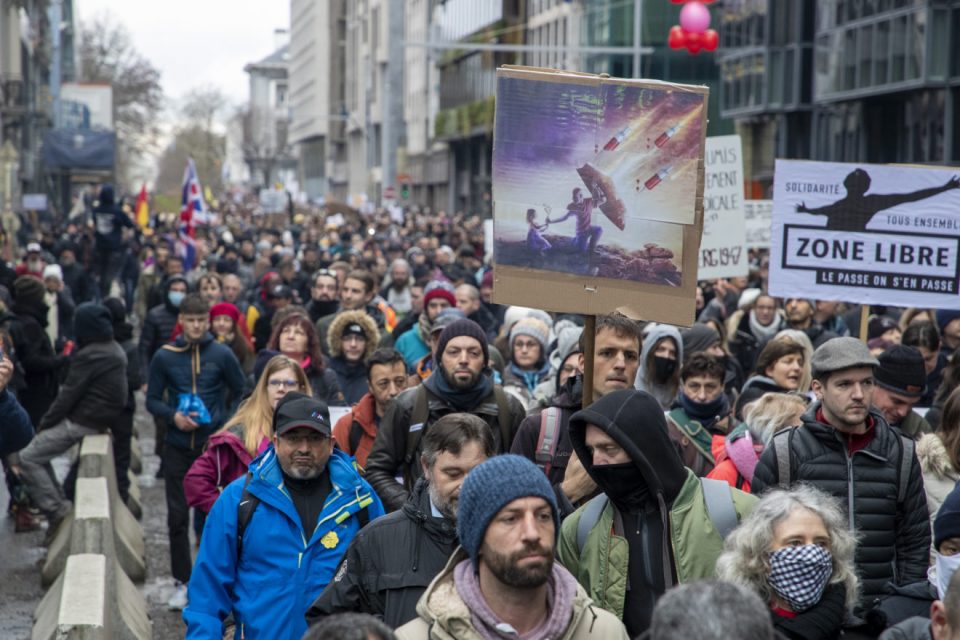 Протести во Брисел поради антиковид мерките